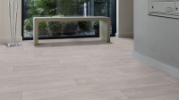 Vinylová podlaha Gerflor Taralay Libertex 2244 Skandi Oak Clear na chodbě- vzorkovna Praha